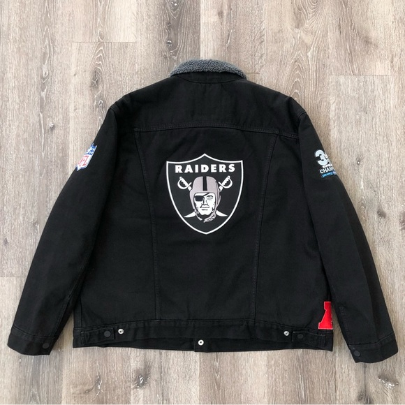 Levi’s Custom Raiders Denim Sherpa Lined Jacket - Picture 2 of 6